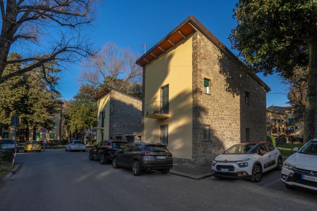 Garden Apartment, Il Tuo Accogliente Rifugio A Apartment