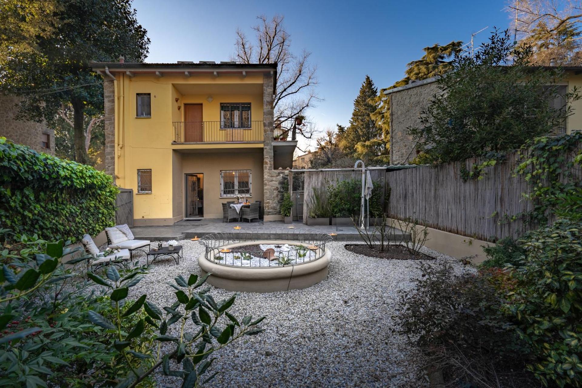 Garden Apartment, Il Tuo Accogliente Rifugio A *